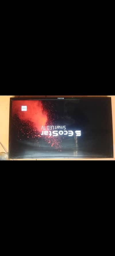 slightly used 32" smart led