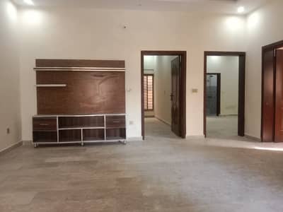 Lower Portion For Rent