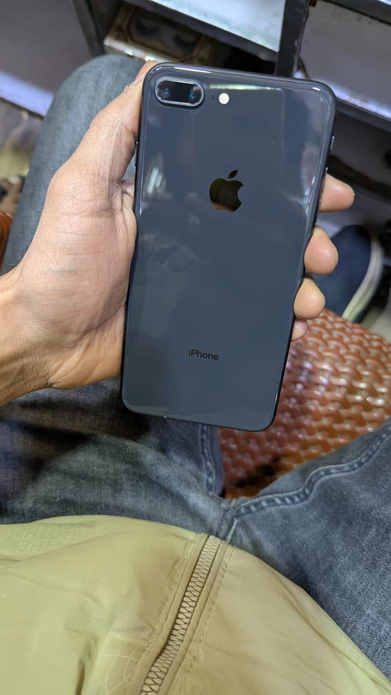 iPhone 8plus 3