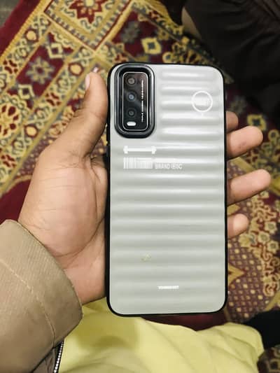 Vivo y20 bilkul saaf ay fisrt hand use