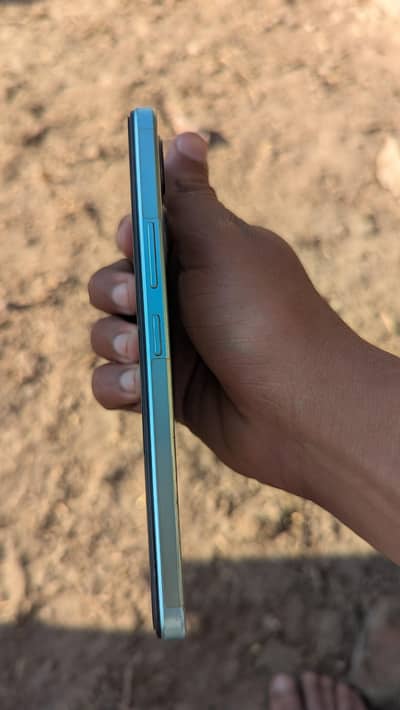 vivo with box and charger