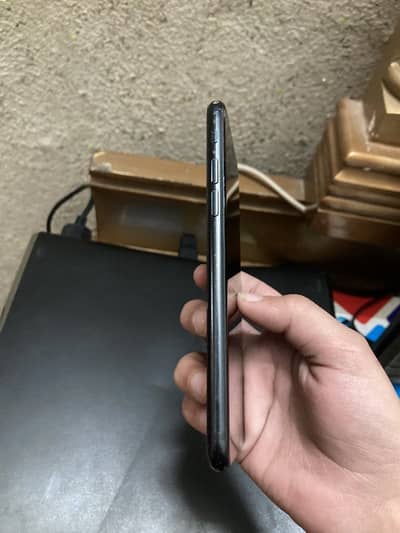 Conditions rough and little screen damage