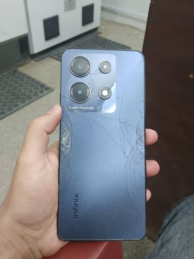 I am selling my phone infiinix note 30 all okay