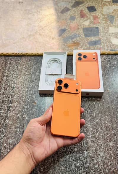 iphone 17 Pro Max Complete Box 256GB 7 Cycle Only Full Warranty