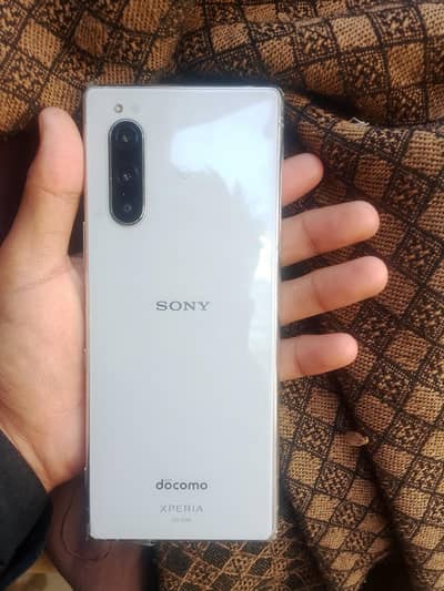 Sony Xperia 5