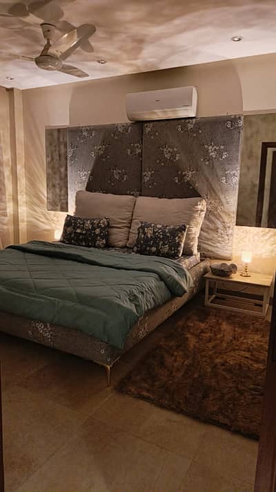 One bedroom apartment short stay 3,4 hours in bahria town lahore