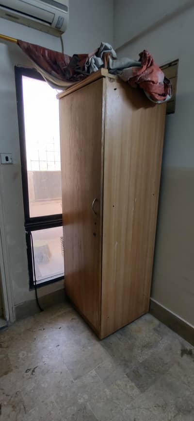 single door wardrobe for sell