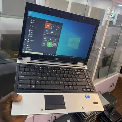 hp elitebook 8440p, i5  4gb ram, 250 hard