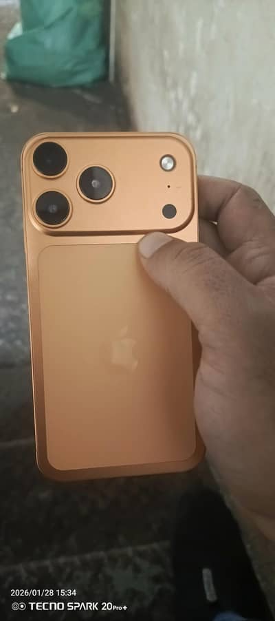 iphone XR update 17 pro max