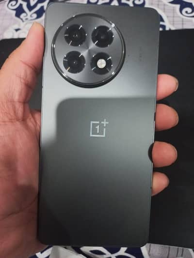 ONE PLUS 13R / Ace 5