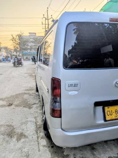 Toyota Quetta1950000