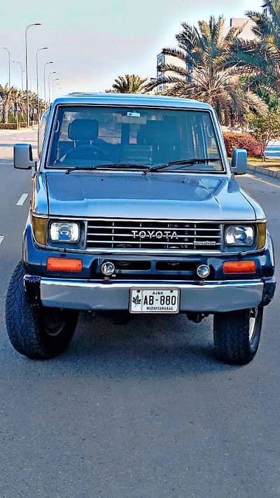 Toyota Land Cruiser 1991