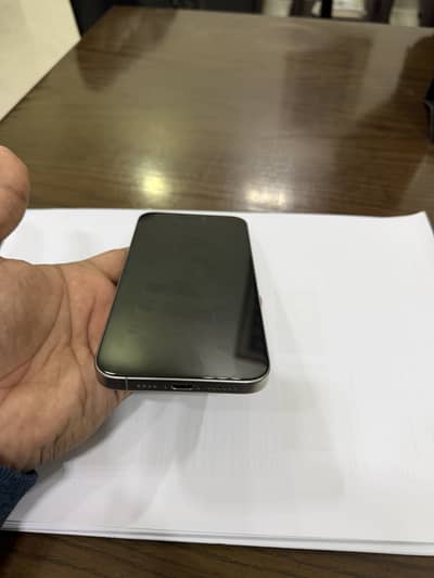 15 Pro Max 256gb LLA model