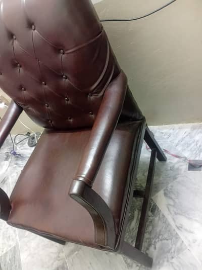 Office Chair (Whatsapp 03054610800)