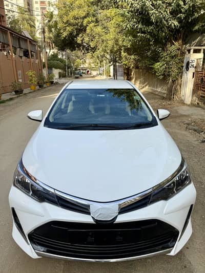 TOYOTA COROLLA ALTIS 1.6 - automatic