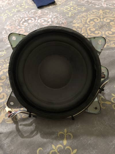 Crown subwoofer