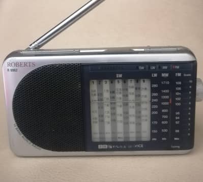 Radio Robert 12 band pocket size