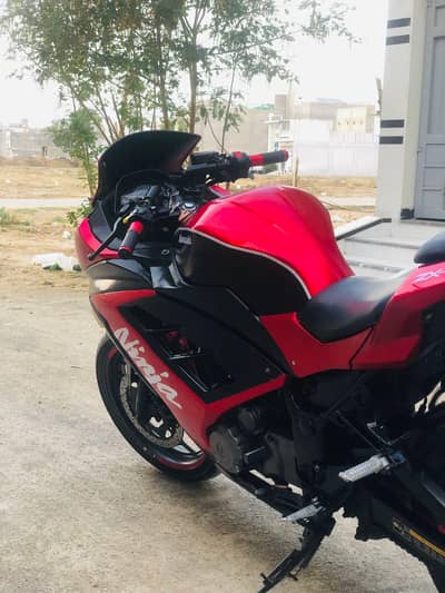 Kawasaki Ninja zx4r 400cc Dual cylinder