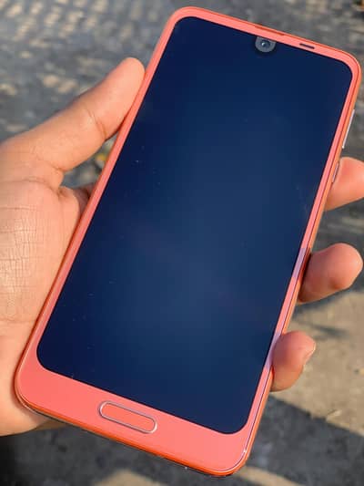 Sharp Aquos R2 Non PTA 10/10