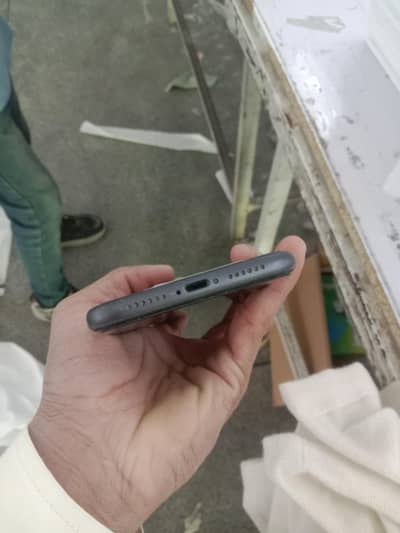 I phone 11jv ha 64gb