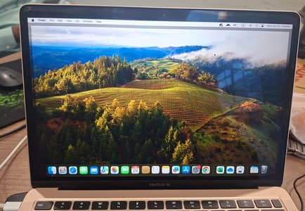 Mcbook Air M1 2020 in excellent condition