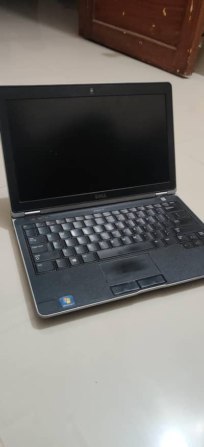 Dell latitude E6230 3rd gen