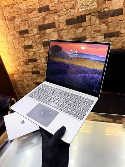 Surface Laptop i5 10th Gen Touchscreen G Processor