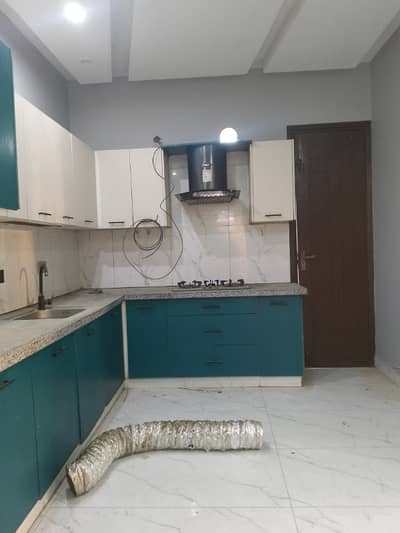 Brand New 3 bed drawing lounge 2nd floor portion for rent with roof