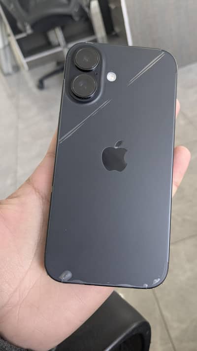 Iphone 16jv 128 gb with charger