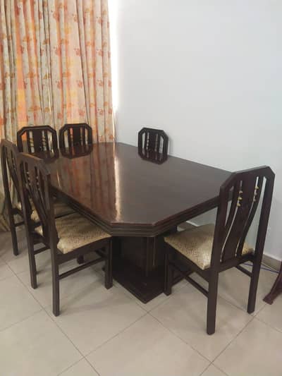 Dinning table