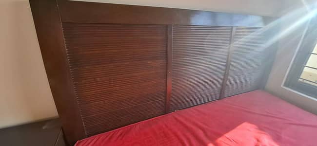 Double bed without mattress 9/10