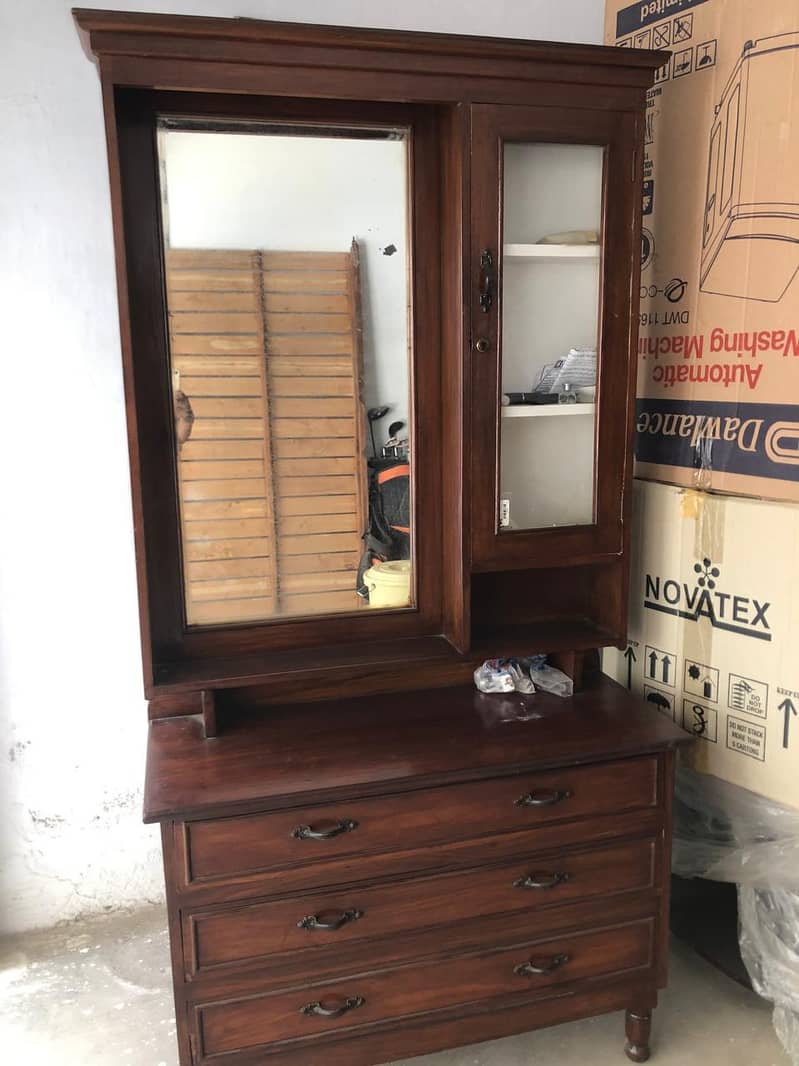 dressing table 0