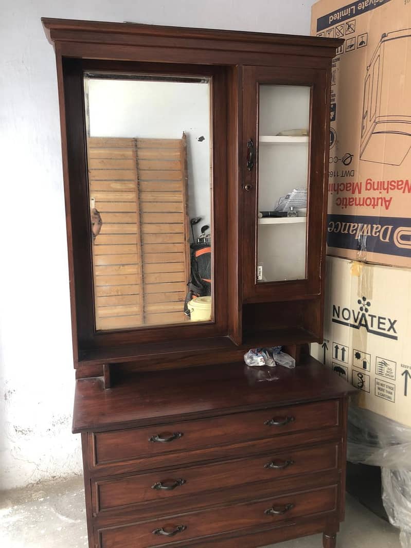 dressing table 1