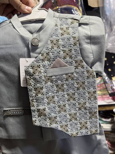 1 se 4 sall tak ka shalwar kameez size 14 16 18