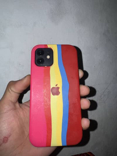 Apple iPhone 12 all oky