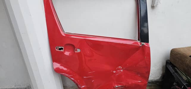 used driver side back  door passo 2005 model