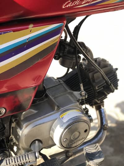 Honda 70 for sale modal 2016 condition 10/10 location faisalabad
