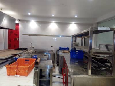 OFF MM Alam Road Ground Shop 600 Sq Feet For Rent Ideal Location For Business In Lhr