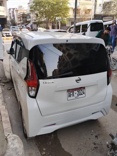 NISSAN DAYS 2022 MODEL UNREGISTERED