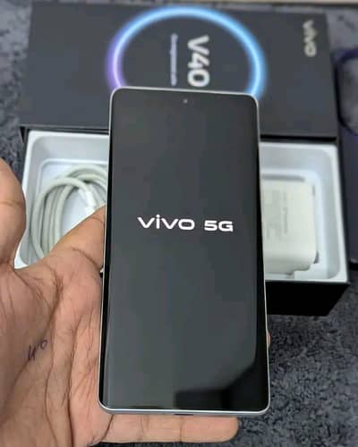 Vivo v40 (12+256) PTA approved 03084102973