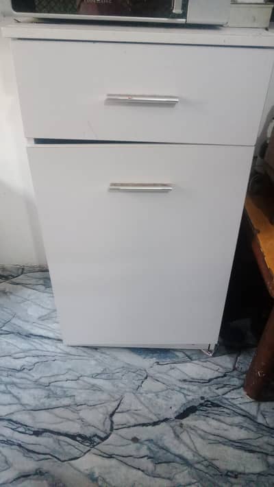 office or salon furniture complete