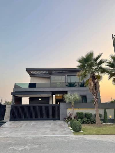 One Kanal Modern Contemporary House Is Awaited You Must Once Visit