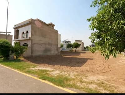 20-Marla On Ground Ready To Construction Plot Available For Sale Near To Bahria Town Lahore