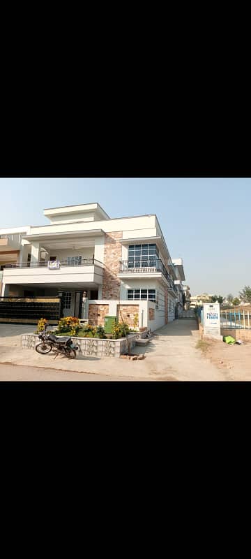 Luxury 4080 Corner & Park-Facing House for Sale G-13/4 (Prime Location, 70-Ft Road, Sun-Facing)