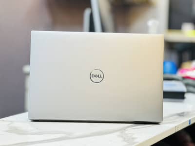 Dell XPS 13 9380 Core i7 8th Generation