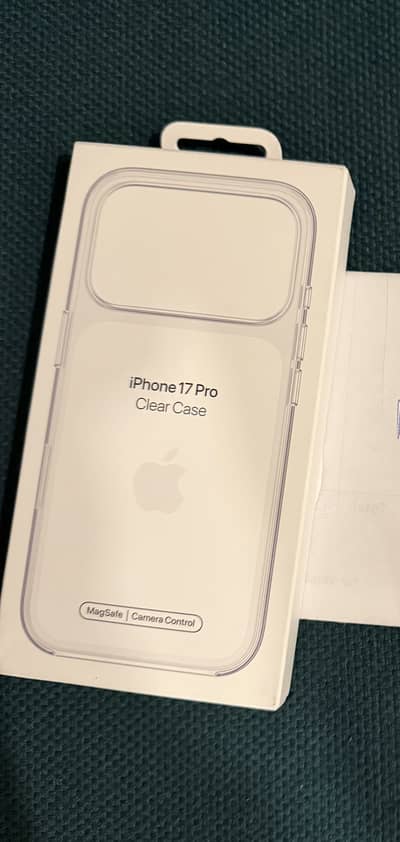 Apple clear case for iPhone 17 Pro