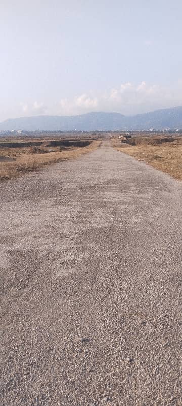 5marla Ideal Location Plot 2