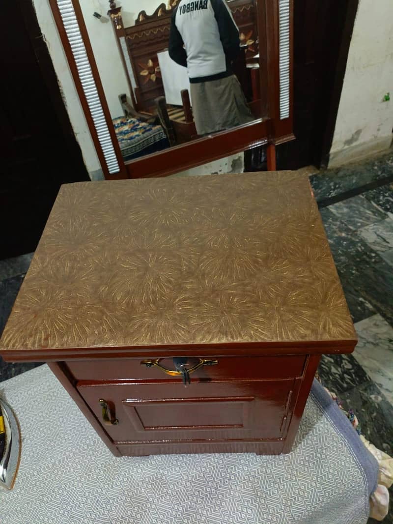 Double Bed dressing showcase 5