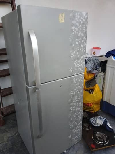 fridge 10/10 condition 1.5 years used