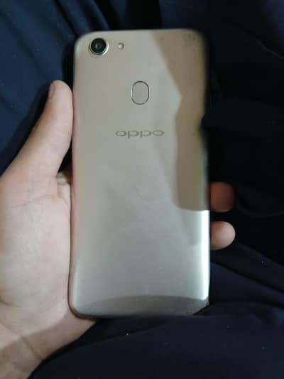 oppo f5 4/32 urgent sale karna ha